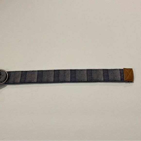 Women's Thirty-One Retro Metro Navy Striped Hobo Cross Body Bag - Picture 8 of 12